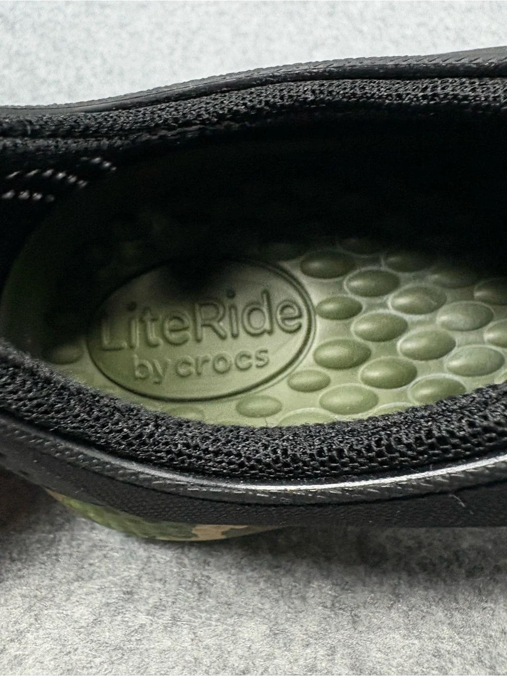 Crocs LiteRide Pacer Black Camo Sneakers Men’s Size 11 Comfort Walking Shoes